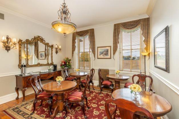 The Londonderry Inn Герші Екстер'єр фото