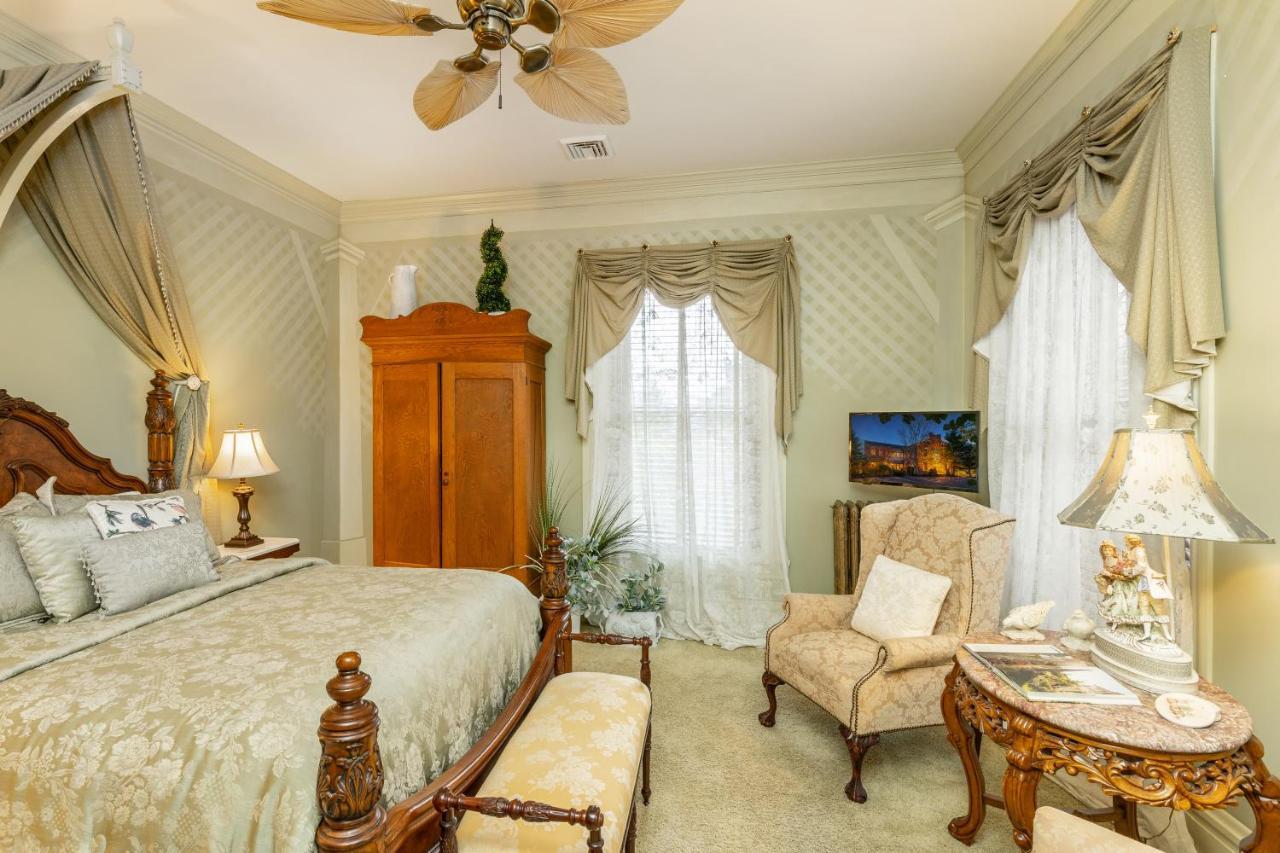 The Londonderry Inn Герші Екстер'єр фото